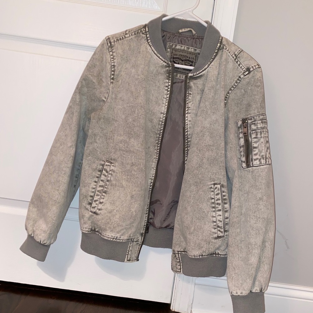 Levi’s acid washed bomber jacket